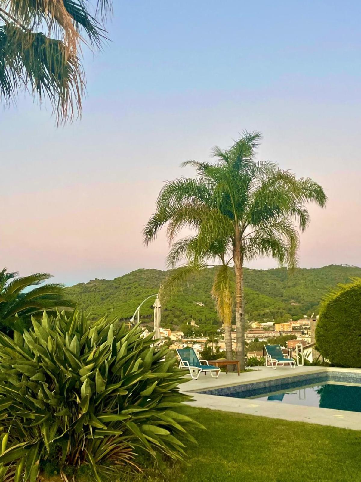 Vilassar De Dalt Palm Maresme - Suite With Bathroom And Terrasse With Ocean Views In A Private Villa מראה חיצוני תמונה
